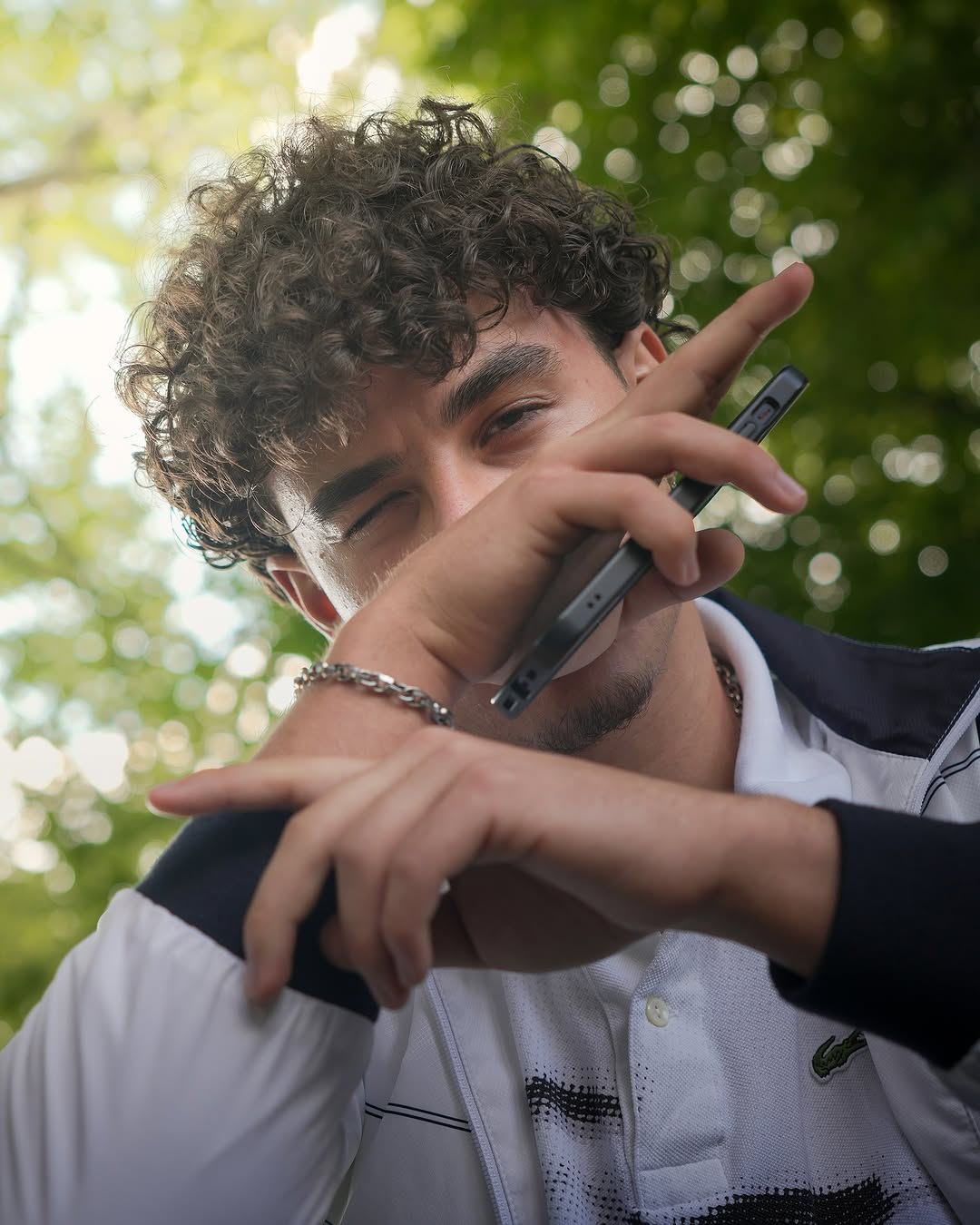 Ganze Hood mobilisiert, militant und schwer bewaffnet..